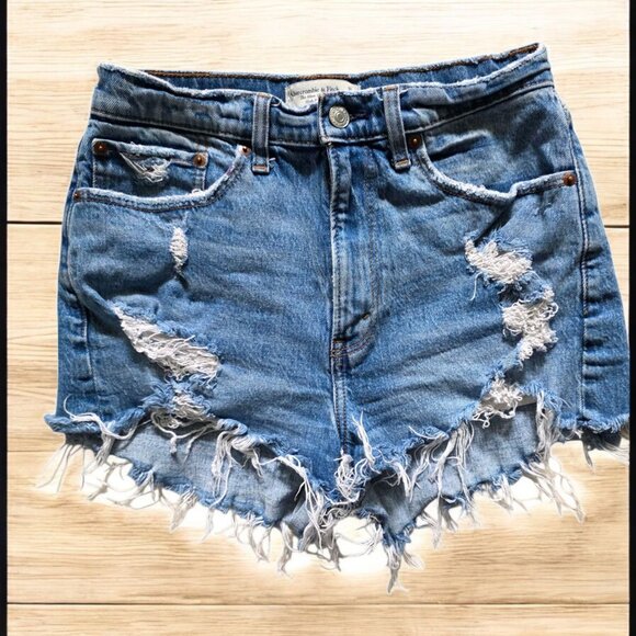 ABERROMBIE & FITCH ( 6 ) Blue Denim Mom Shorts High Rise Curve Love - Picture 1 of 5
